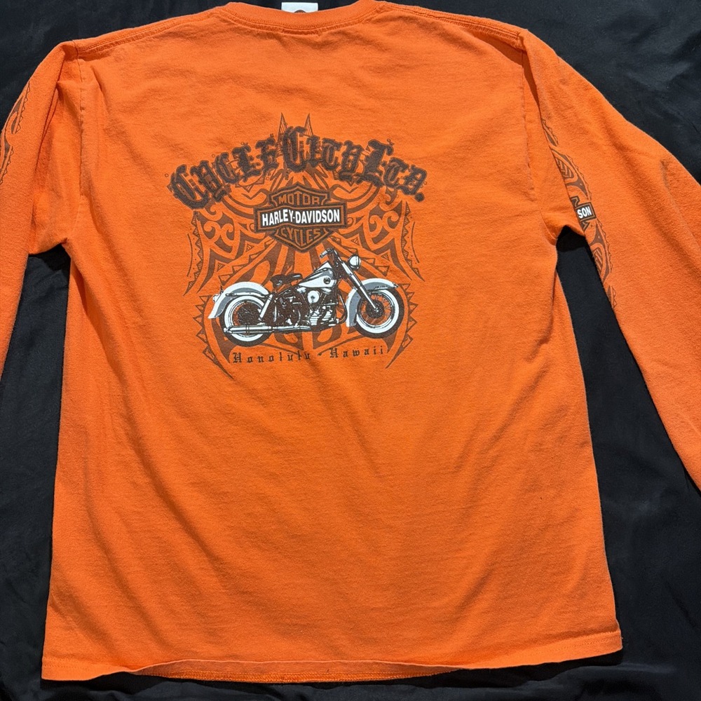 Harley-Davidson Honolulu Hawaii Cycle City Orange Long Sleeve Graphic T-Shirt